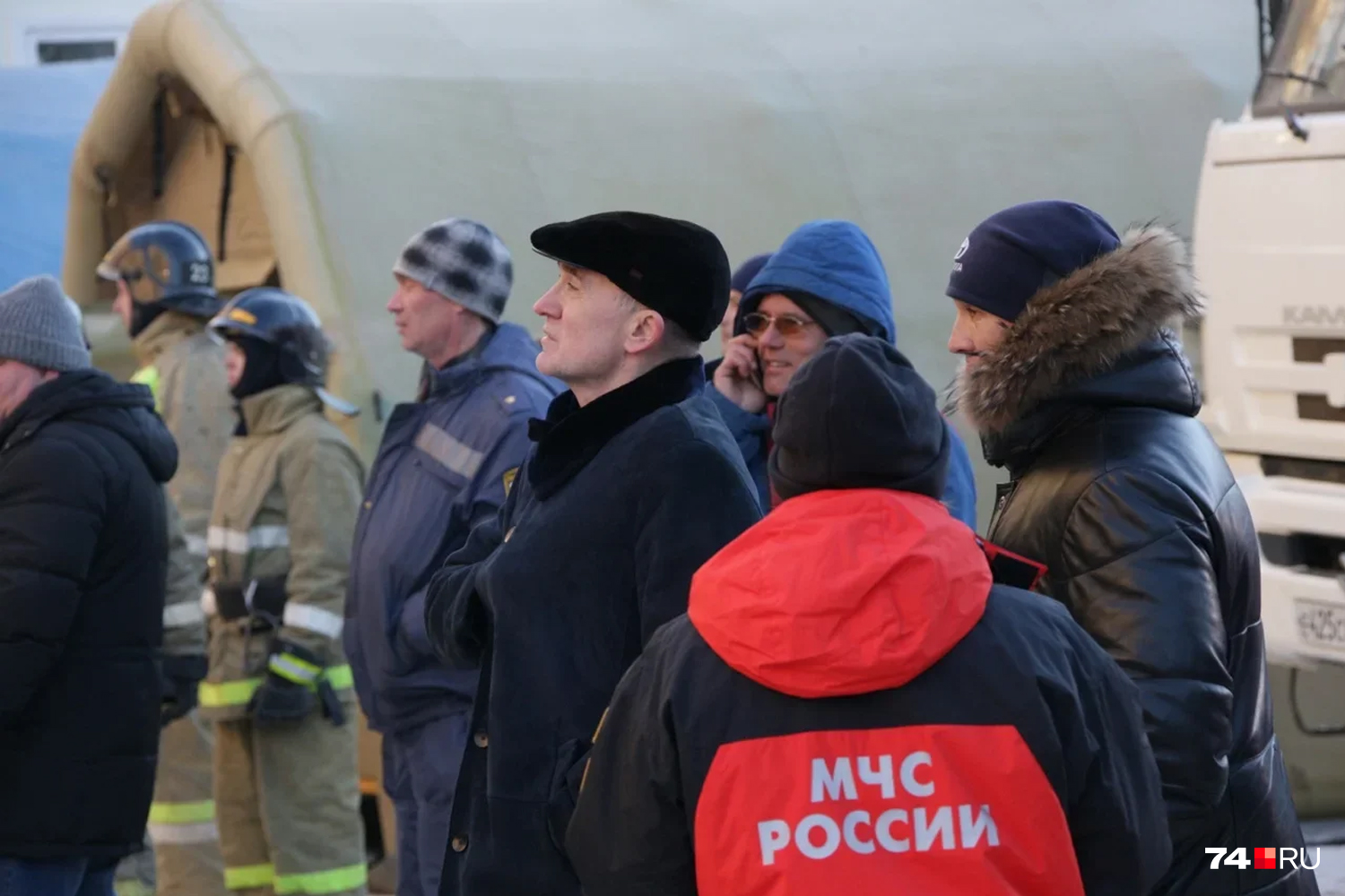 Губернатор Челябинской области Борис Дубровский пообщался с жильцами дома Губернатор Челябинской области Борис Дубровский пообщался с жильцами дома