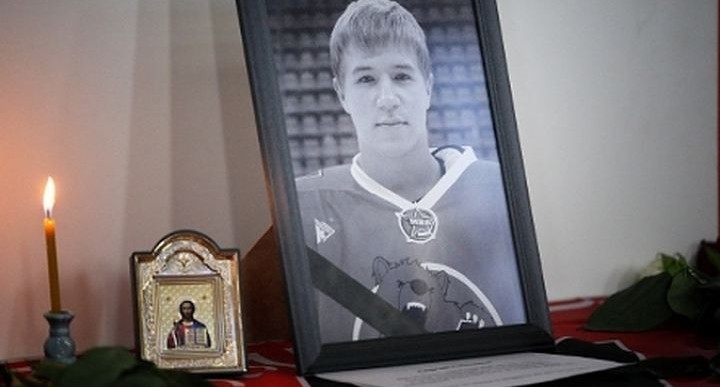Хирургу, из-за которого умер свердловский хоккеист, грозит три года лишения свободы
