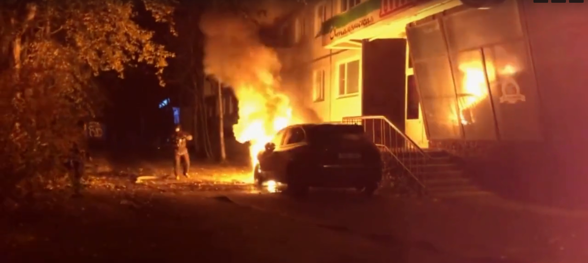 Три иномарки за ночь: по Северодвинску и Тойнокурью прошла волна автомобильных пожаров