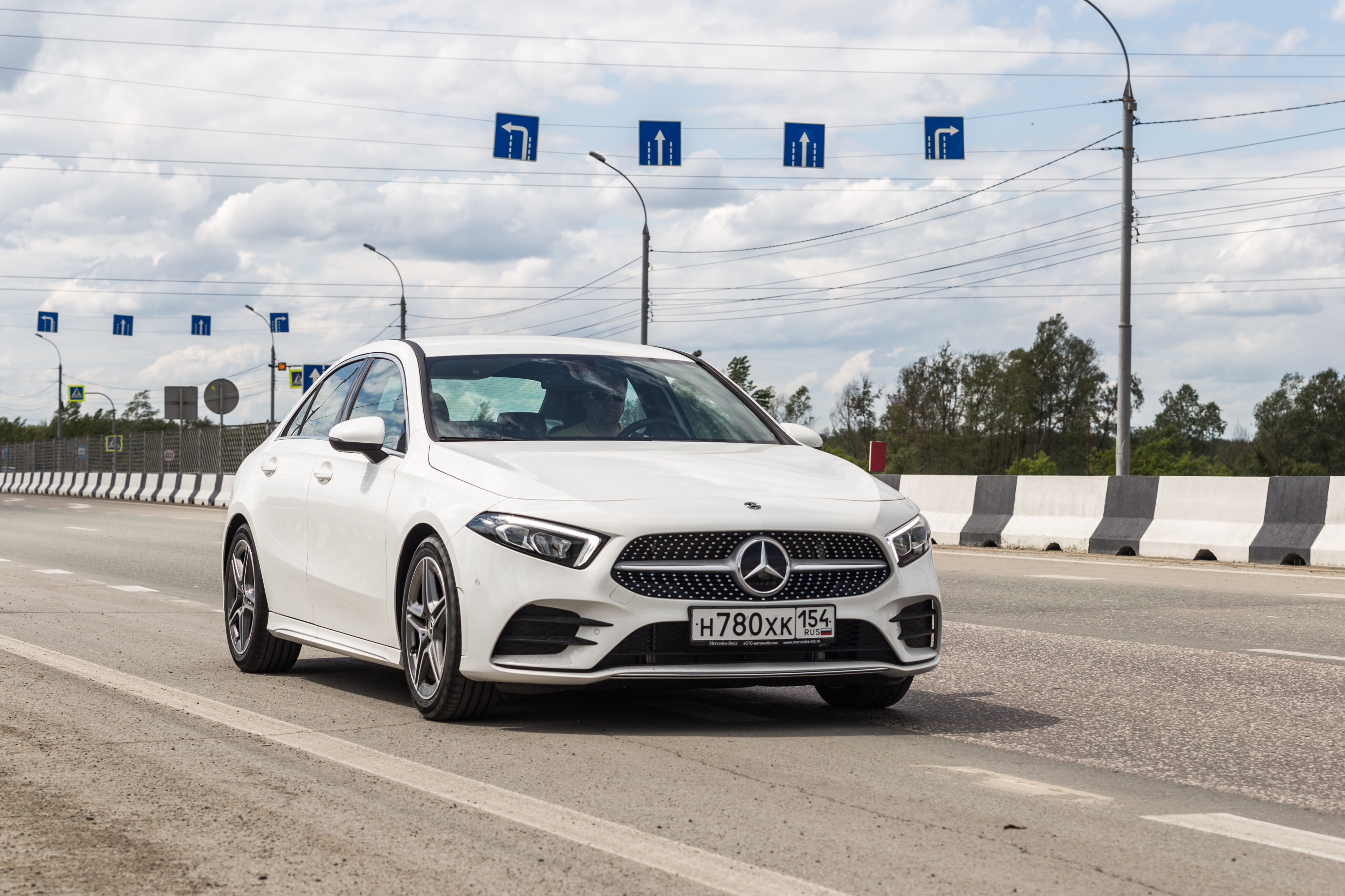 Обновленный Mercedes-Benz А-класс сейчас находится на острие развития немецкой инженерной и дизайнерской мысли