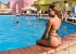 Двадцать горячих фото девушек в купальниках: фоторепортаж с екатеринбургского пляжа