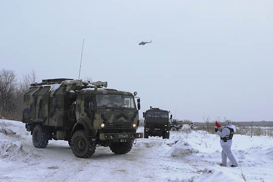 В проверке также участвуют 500 единиц военной техники В проверке также участвуют 500 единиц военной техники