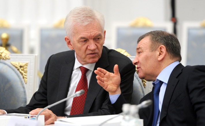 Аркадий Ротенберг (справа) вместе с владельцем холдинга Volga Group Геннадием Тимченко в Кремле