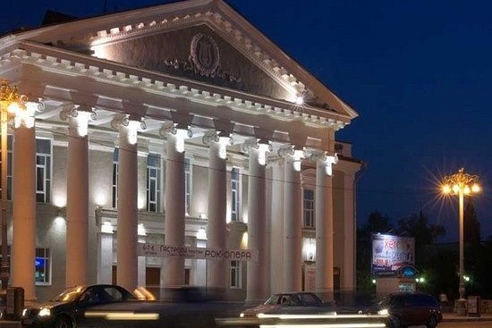 Залы зауральских театров заполнены зрителями, говорят в управлении культуры Залы зауральских театров заполнены зрителями, говорят в управлении культуры
