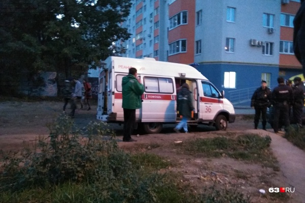 Девушке, которая видела произошедшее своими глазами, потребовалась медицинская помощь Девушке, которая видела произошедшее своими глазами, потребовалась медицинская помощь