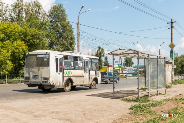 В Самаре по некоторым маршрутам до сих пор ходят старые пазики В Самаре по некоторым маршрутам до сих пор ходят старые пазики