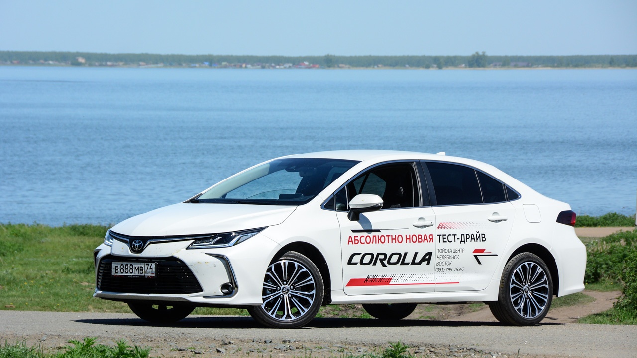 На тесте была Corolla в самой дорогой версии «Престиж Safety» На тесте была Corolla в самой дорогой версии «Престиж Safety»