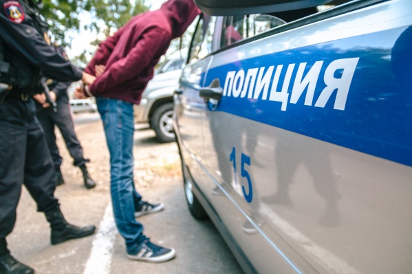 Правоохранители задержали подозреваемого Правоохранители задержали подозреваемого