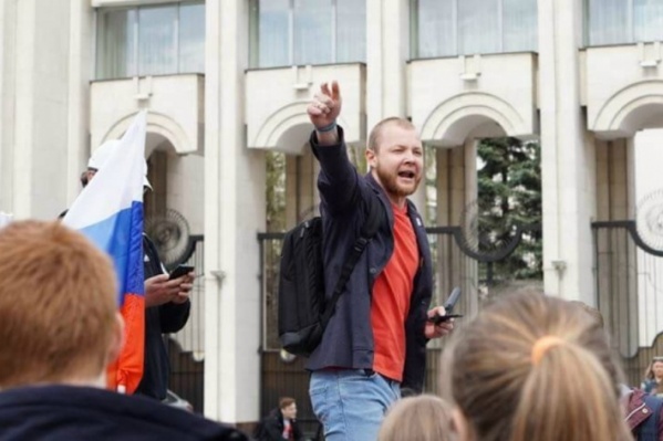 Прошлой осенью Александр организовывал акцию в центре Ярославля Прошлой осенью Александр организовывал акцию в центре Ярославля