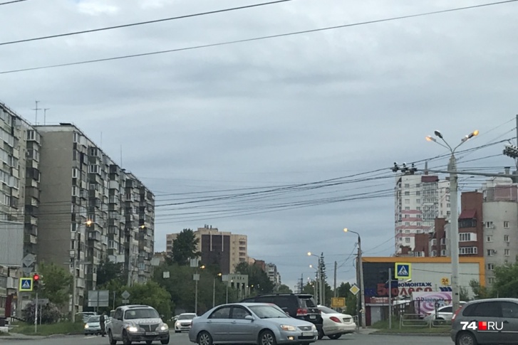 Главное, что возмущает горожан, — кто будет оплачивать счета за свет? Главное, что возмущает горожан, — кто будет оплачивать счета за свет?