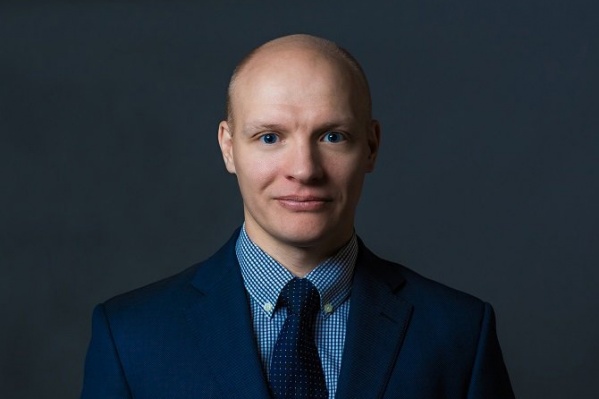 Михаил Жданов до Самары работал в правительстве Омской области Михаил Жданов до Самары работал в правительстве Омской области