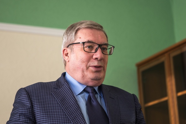 Виктор Толоконский стал советником президента «РАТМ-холдинга» Эдуарда Тарана Виктор Толоконский стал советником президента «РАТМ-холдинга» Эдуарда Тарана