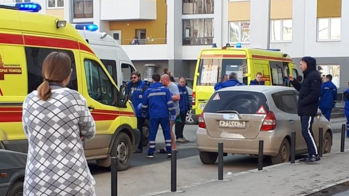 В больнице умерла женщина, пострадавшая при взрыве самогонного аппарата в Академическом
