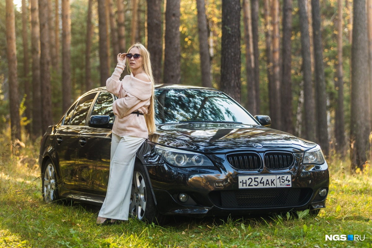 Девушка месяца: Олеся любит чёрный BMW