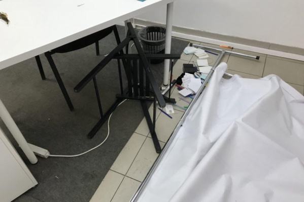 Офис Навального в центре Челябинска разгромили уже в третий раз Офис Навального в центре Челябинска разгромили уже в третий раз
