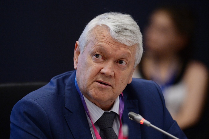 После отставки Александр Асеев планирует изучать последствия реформы РАН После отставки Александр Асеев планирует изучать последствия реформы РАН