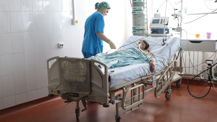 Два вида сложных операций — на сердце и суставах — будут бесплатно делать нижегородские врачи