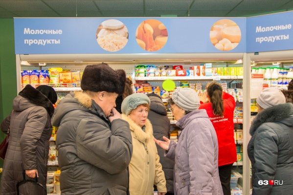 Чиновники считают, что любой житель области сможет прожить на <nobr class="_">10 000</nobr> рублей в месяц Чиновники считают, что любой житель области сможет прожить на <nobr class="_">10 000</nobr> рублей в месяц
