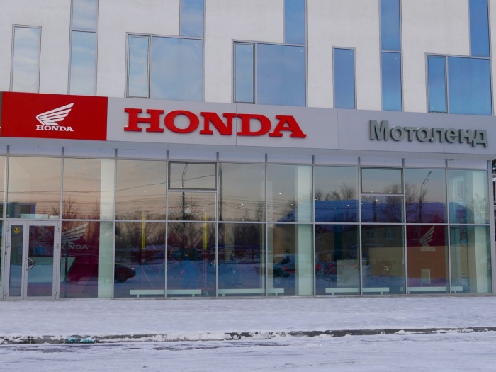 В Новосибирске открыли первый мотосалон японского бренда Honda