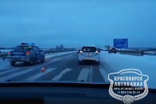 Авария произошла на трассе около 8 часов утра Авария произошла на трассе около 8 часов утра