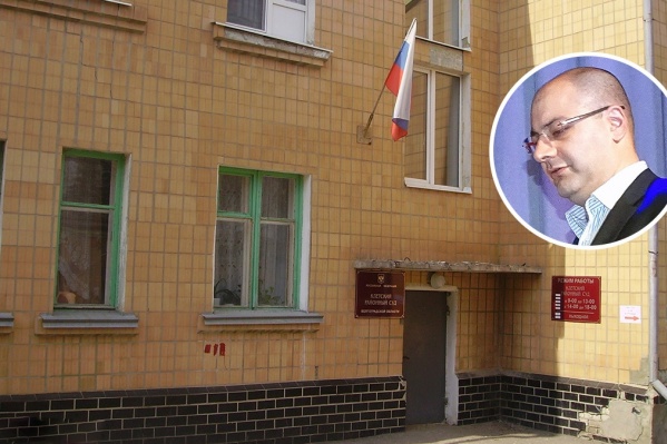 Рашад Набиев всеми силами бьётся за судейскую мантию Рашад Набиев всеми силами бьётся за судейскую мантию