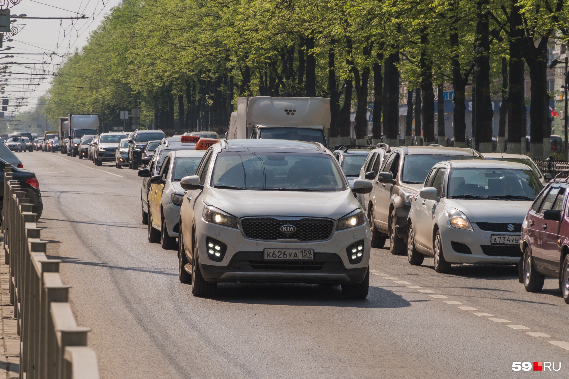 Все главные улицы города выглядят примерно так Все главные улицы города выглядят примерно так