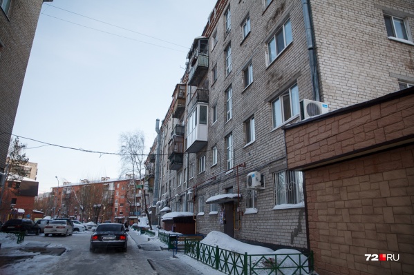 Куда поставить свой автомобиль — одна из самых серьезных урбанистических проблем в городах Куда поставить свой автомобиль — одна из самых серьезных урбанистических проблем в городах