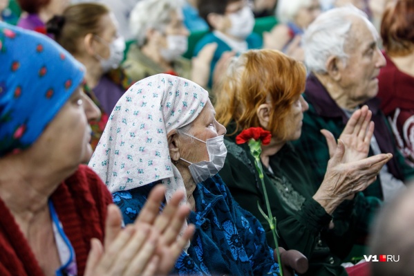 Средняя пенсия в Волгограде меньше 14 тысяч рублей Средняя пенсия в Волгограде меньше 14 тысяч рублей