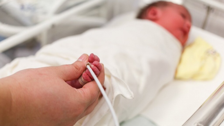 Азиатка подбросила новорожденную дочь к дверям больницы № 7 в Волгограде
