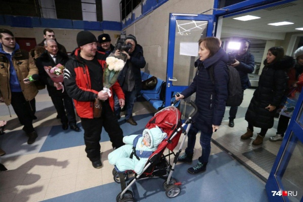С 1 января Ваня находился на лечении в Москве С 1 января Ваня находился на лечении в Москве