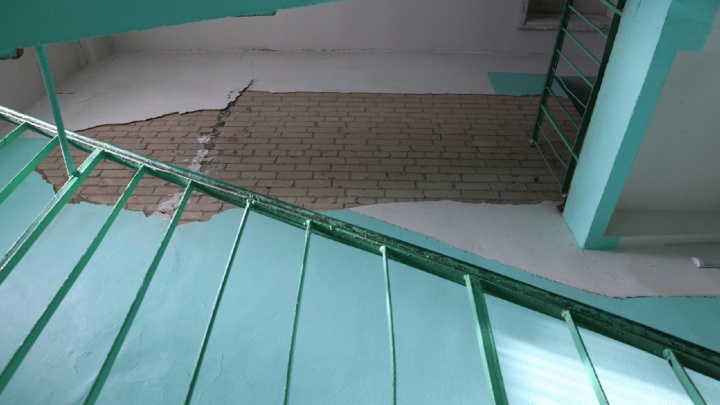 В ярославской школе треснула стена: что происходит со зданием