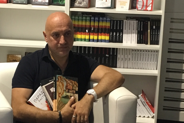 Захар Прилепин отметил, что Бенес Айо служил в его батальоне на Донбассе Захар Прилепин отметил, что Бенес Айо служил в его батальоне на Донбассе