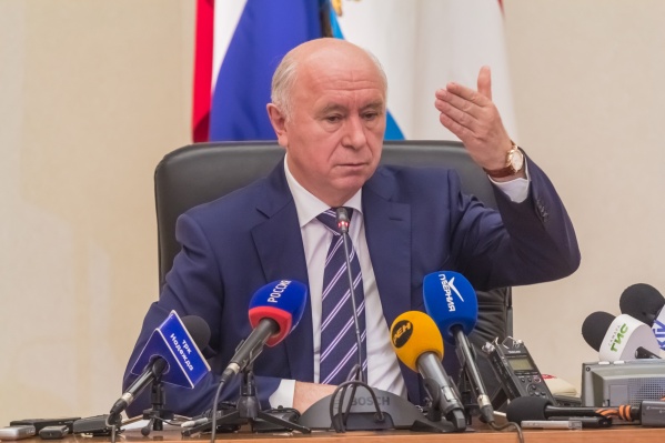 Николая Меркушкина сменил на посту губернатора Дмитрий Азаров Николая Меркушкина сменил на посту губернатора Дмитрий Азаров