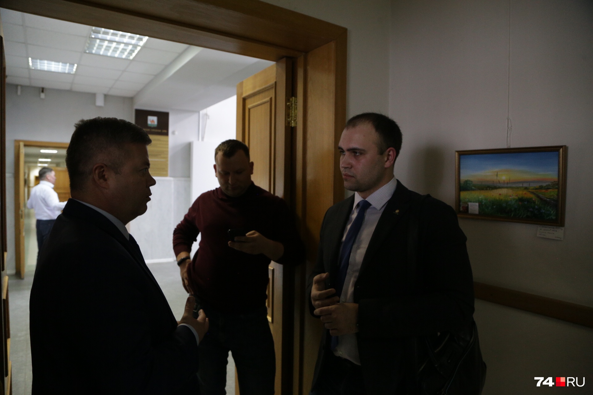 Станислав Мошаров беседует с Ярославым Щербаковым Станислав Мошаров беседует с Ярославым Щербаковым