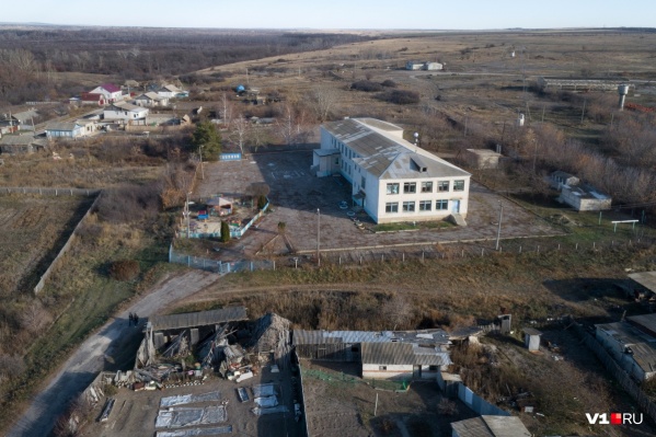 В школе и местной администрации о нашумевшем случае говорить не хотят В школе и местной администрации о нашумевшем случае говорить не хотят