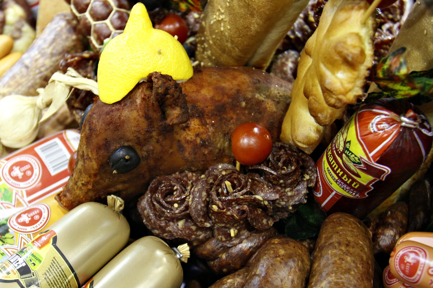 Мясные деликатесы местами выглядят пугающе Мясные деликатесы местами выглядят пугающе