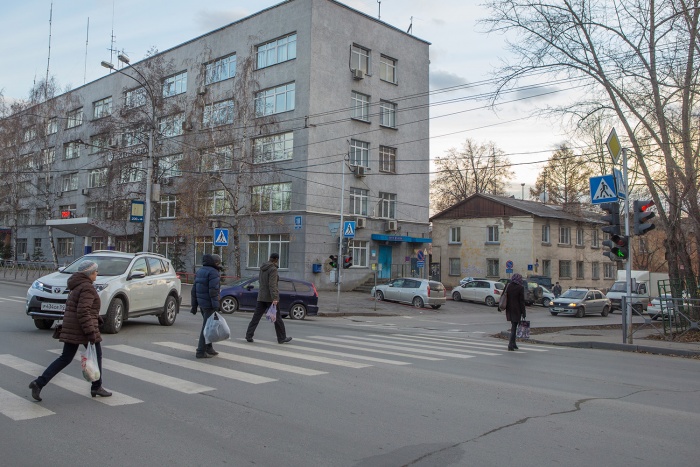 С 1 октября в Новосибирске сбили уже 14 человек С 1 октября в Новосибирске сбили уже 14 человек