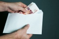 В Далматово и Шадринске налогоплательщики объяснили низкие зарплаты и долги перед бюджетом