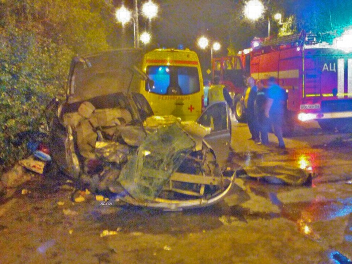 Водитель Toyota Vitz скончался на месте Водитель Toyota Vitz скончался на месте