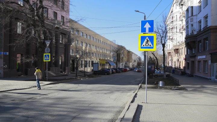 Односторонний хаос: в центре Челябинска изменилась схема движения и возникла бойня