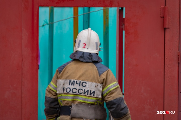 Спасатели боролись с огнем не дольше 15 минут Спасатели боролись с огнем не дольше 15 минут