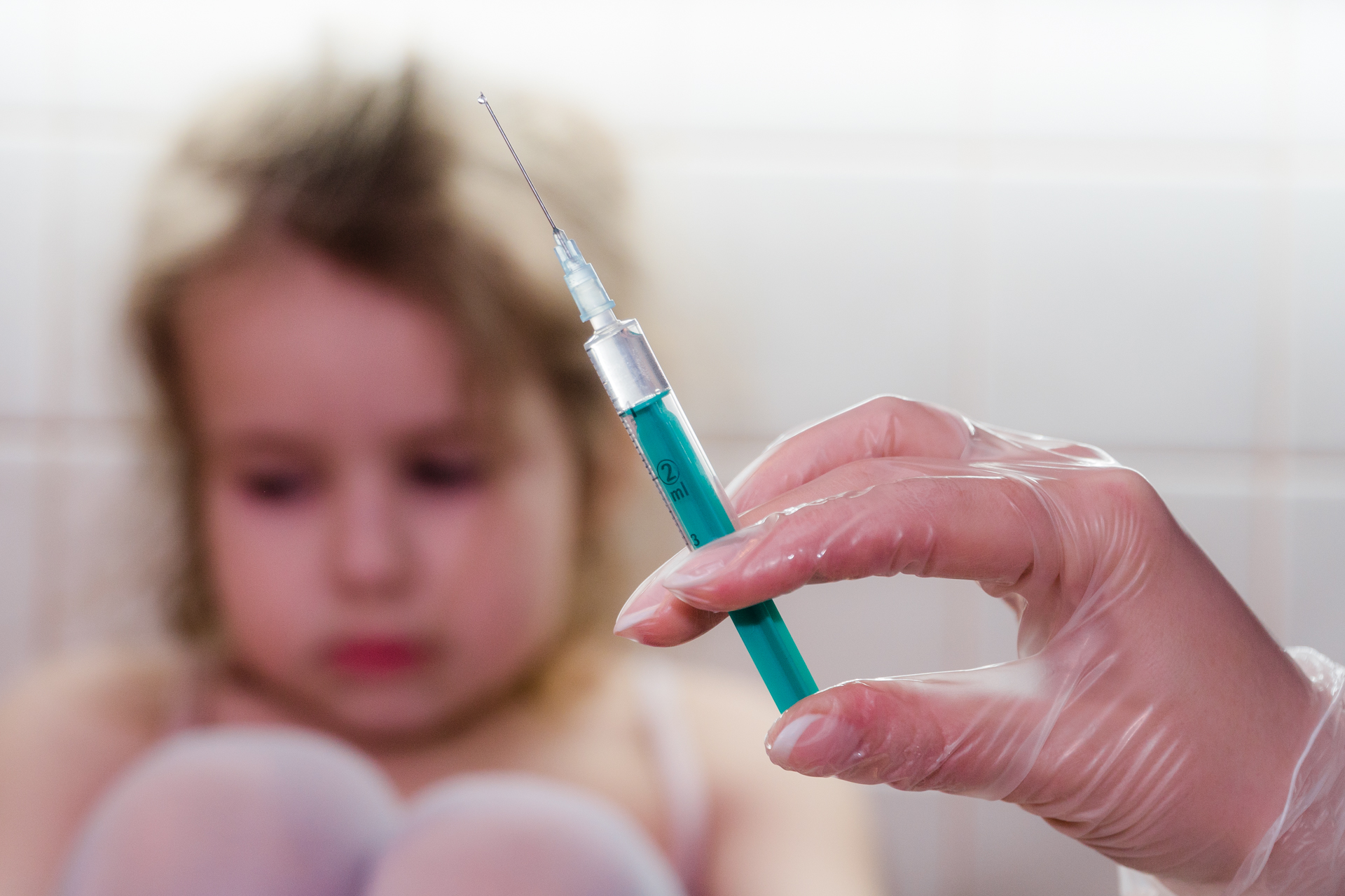 Каждую вакцину разрабатывают не менее 10–15 лет и проверяют на безопасность