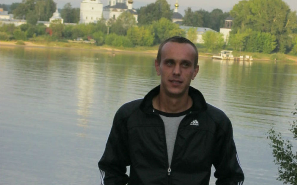 Ушёл без денег и документов: в Ярославской области разыскивают молодого мужчину