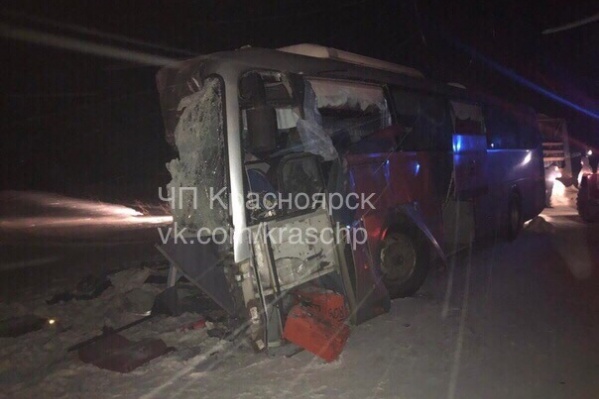 В аварии погибли три человека В аварии погибли три человека