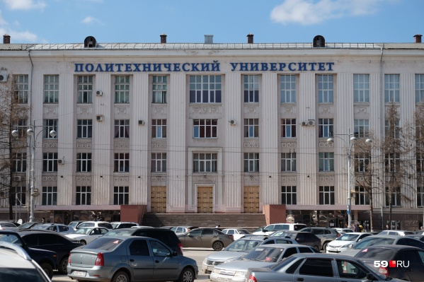 Чтобы попасть в топ-список вузов, нужно отличиться по нескольким параметрам. Их устанавливают создатели рейтинга Чтобы попасть в топ-список вузов, нужно отличиться по нескольким параметрам. Их устанавливают создатели рейтинга