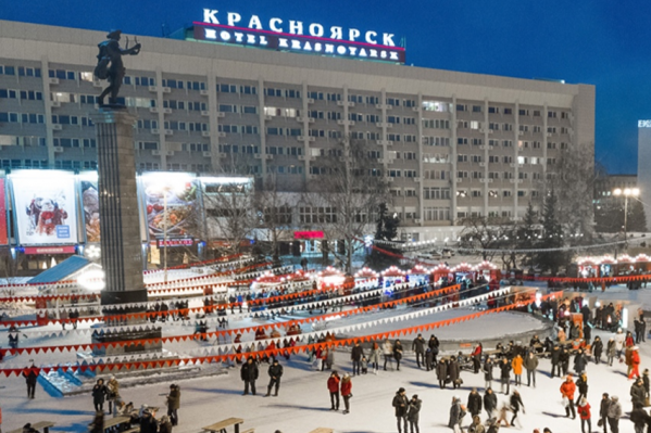 На Театральной площади всё готово для старта праздника На Театральной площади всё готово для старта праздника