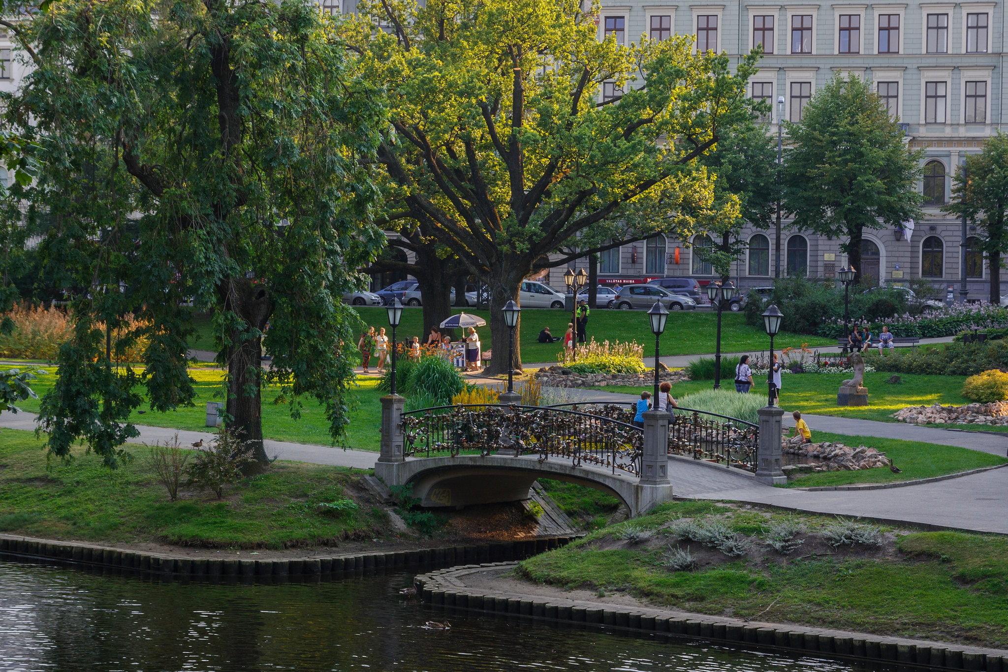 В центре Риги есть где скрыться от городской суеты<br> В центре Риги есть где скрыться от городской суеты<br>