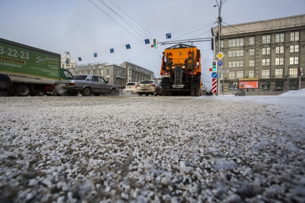 Сугробы в новосибирске фото