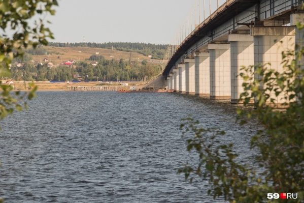 Водителей
просят быть внимательными при проезде
трассы Водителей
просят быть внимательными при проезде
трассы