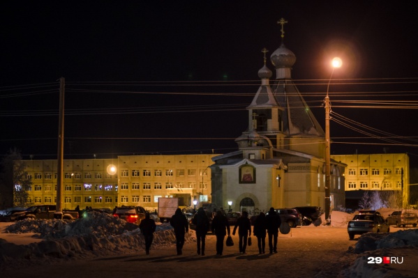 Тепло в домах поселка 26-го лесозавода отключили еще на выходных Тепло в домах поселка 26-го лесозавода отключили еще на выходных